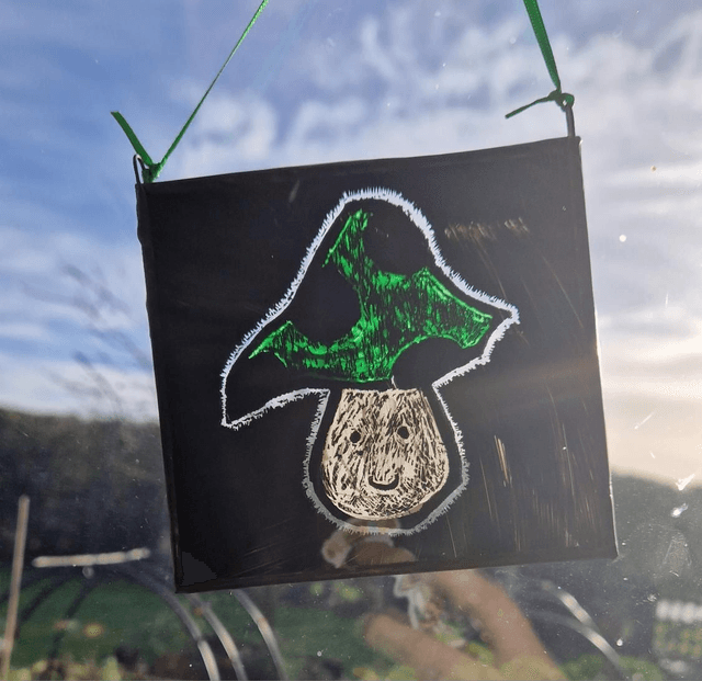 Mushdude Suncatcher 